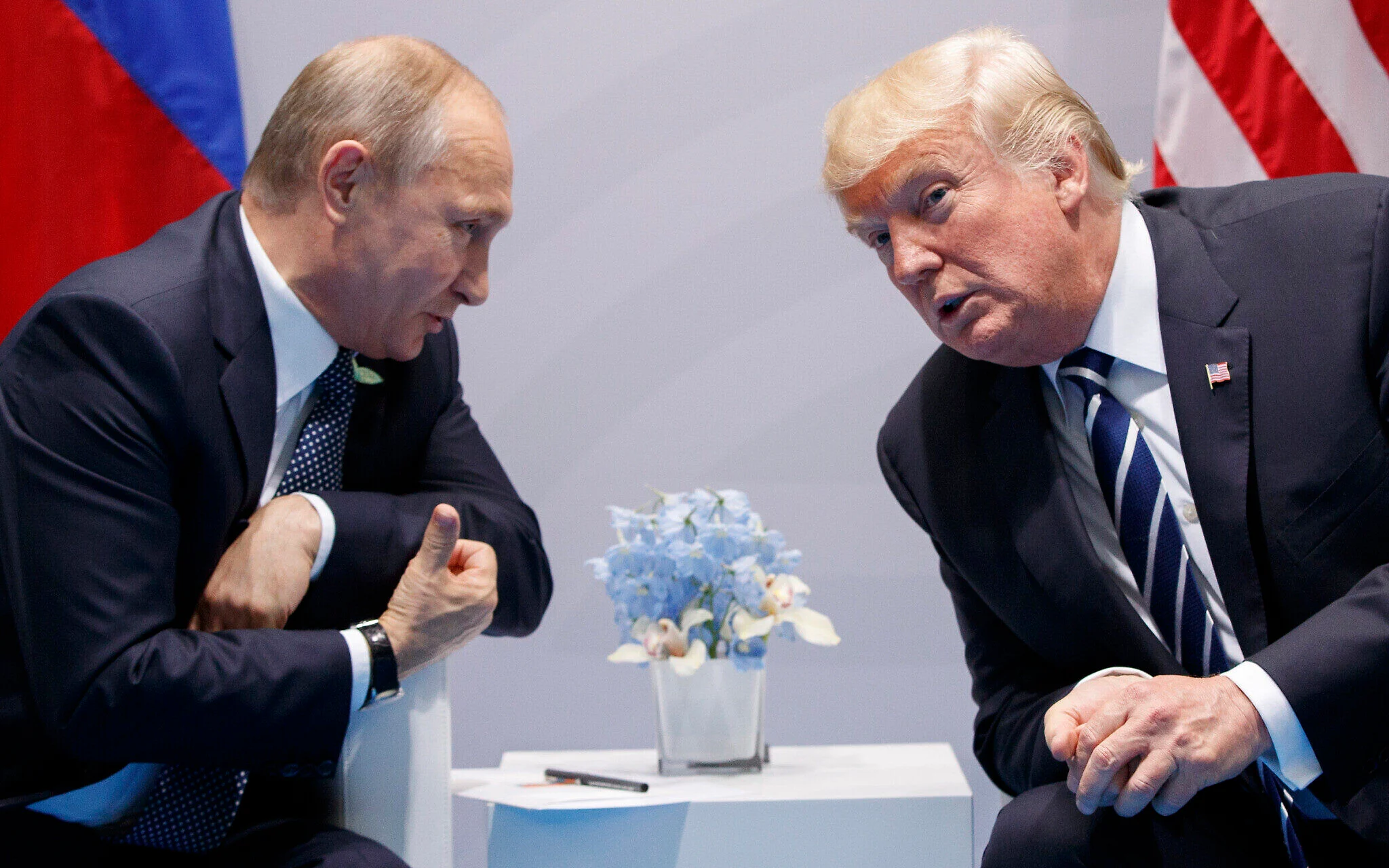 As tensions between Israel and Iran escalate, Russia issues a stern warning to the United States against military intervention. Kremlin spokespeople caution about "dangerous consequences." Get the latest on the regional situation and Russia's stance.